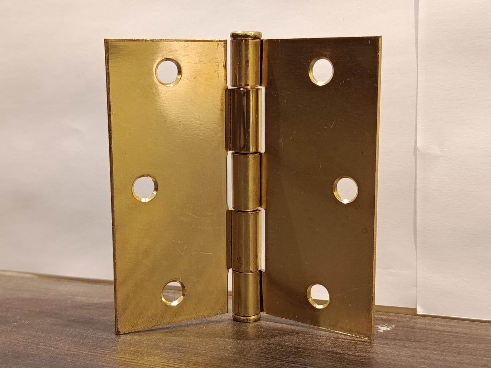 BISAGRA DORADA T/S MARCA GLOBAL SECURITY 3X3